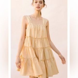 NWT Storia Vanilla Trapeze Dress